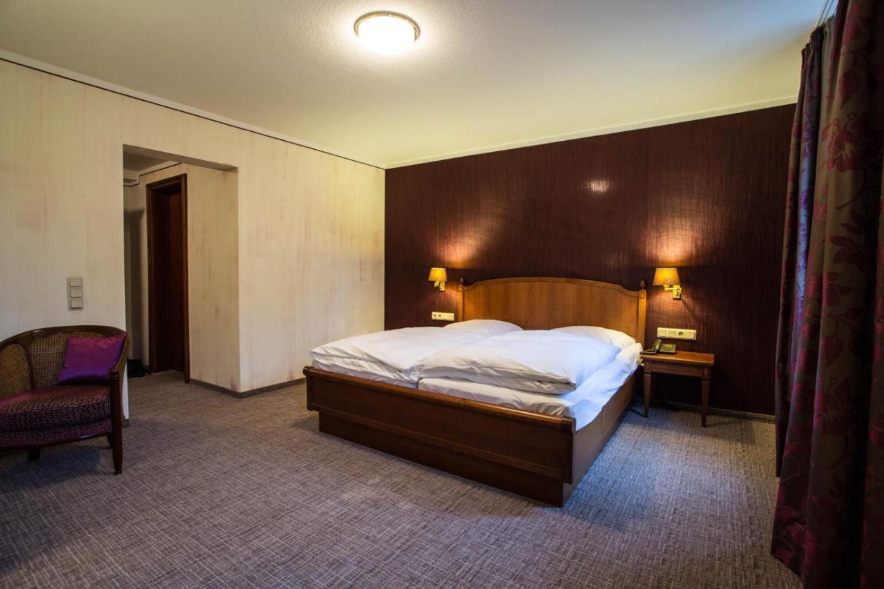 Hotel Karpfen Эбербах Экстерьер фото